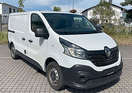 Renault Trafic L1H1 WÜRTH Regale Klima Navi PDC 1.HD
