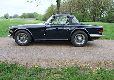 Triumph TR6