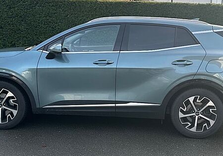 Kia Sportage Spirit, Mild Hybrid, volle Ausstattung