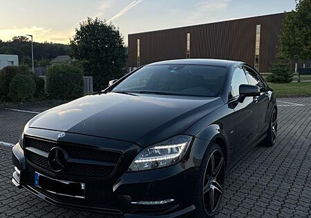 Mercedes-Benz CLS 350 AMG / TÜV Neu