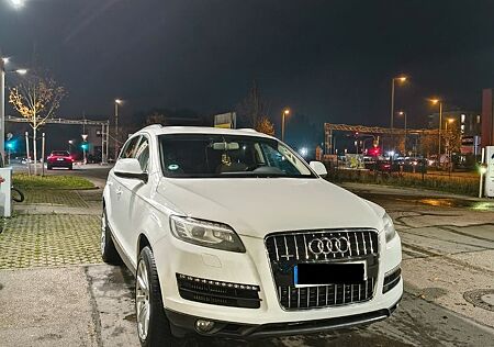 Audi Q7 3.0 TDI (DPF) clean diesel quattro tipt. -