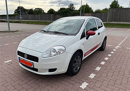 Fiat Grande Punto 1.2l 8V*TÜV**JVC-Radio**Günstig*