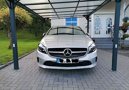 Mercedes-Benz A 200 Urban, Standheizung, AK, Kamera, LED, Navi