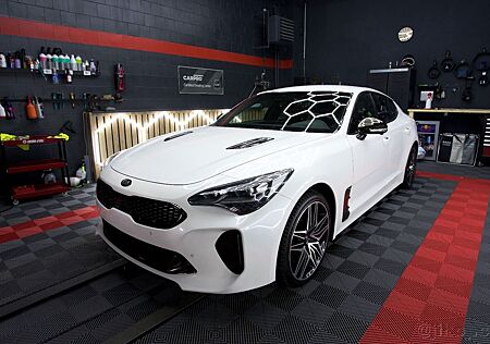 Kia Stinger GT 4WD 1.HAND SERVICE NUR - NEU