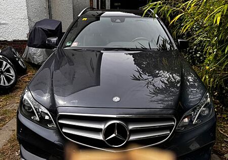 Mercedes-Benz E 300 BlueTEC HYBRID T AVANT LUFT PANO AMG-STYLE