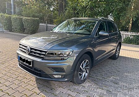 VW Tiguan Volkswagen JOIN 1.5 TSI ACT DSG / AHK / Navi / LED