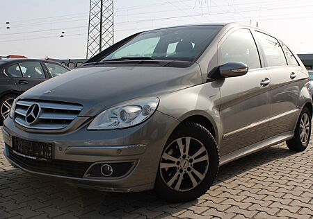 Mercedes-Benz B 170 Aut. Sitzhzg Klima Parkpilot