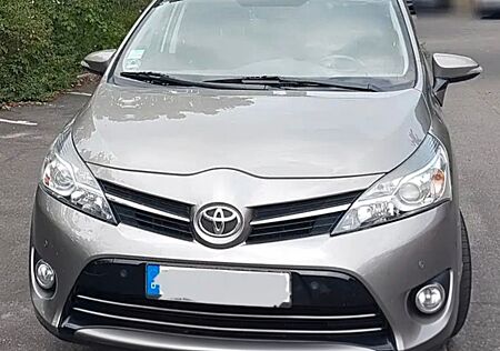 Toyota Verso 1.8l Valvematic Comfort 5-Sitzer Comfort