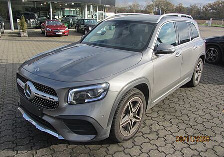 Mercedes-Benz GLB 250 AMG-Line Panoramadach 360*Kam. 1.Hd.