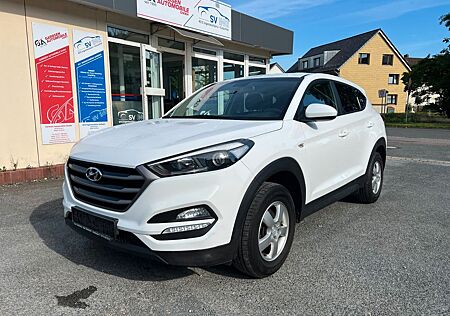 Hyundai Tucson 1.6 GDI 2WD +TELEFON+KLIMA+PDC+NAVI