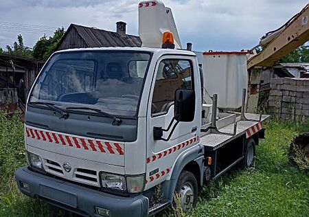 Nissan Cabstar