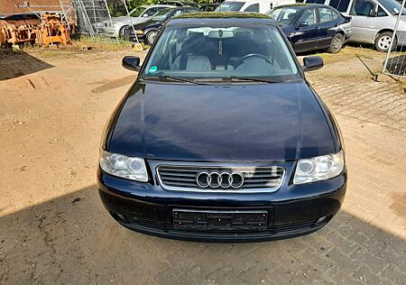 Audi A3 1.6 Ambiente