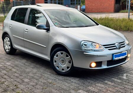 VW Golf Volkswagen 1.6 FSI Goal Navi Klima AHK PDC SHZ ....