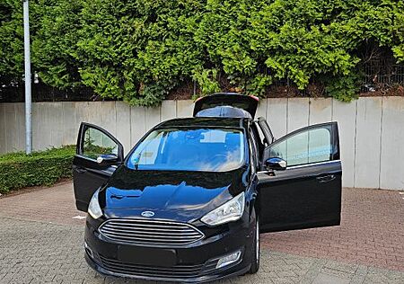 Ford Grand C-Max 1,5 EcoBoost 150PS Titanium Titanium