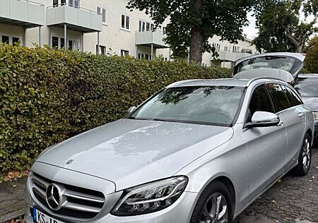 Mercedes-Benz C 220 d T Autom. -