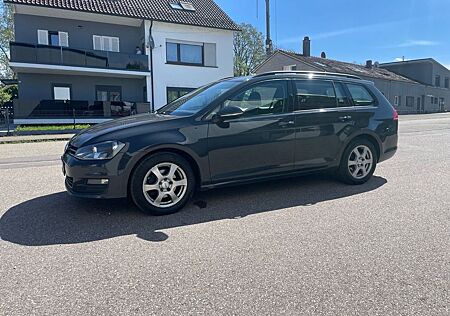 VW Golf Volkswagen 1.6 TDI BMT Trendline Variant Trendline
