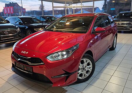 Kia Cee'd Sportswagon cee'd Sportswagon1.5-AUTOM+AHK+LED+KAM+NAV+KLIMA