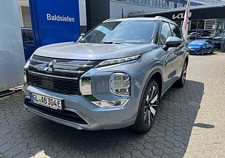 Mitsubishi Outlander 2.4l PHEV TOP, 4WD