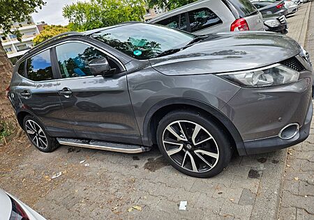 Nissan Qashqai TEKNA Panorama,360°, Anhängerk.