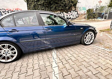 BMW 320d -