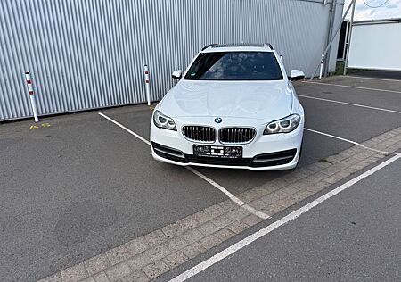 BMW 520d Touring Top Zustand Leder Klima