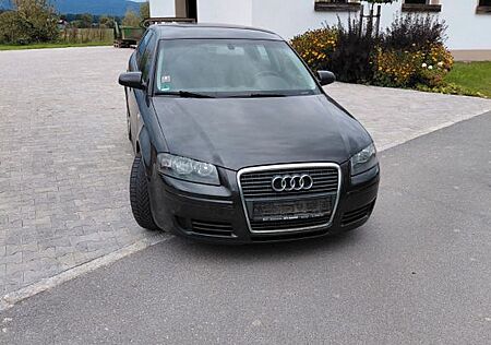 Audi A3 2.0 TDI (DPF) S tr. Attraction Sportback ...