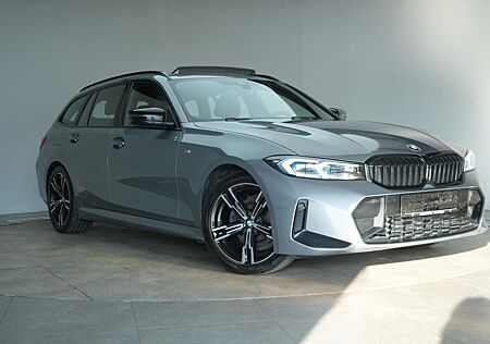 BMW 320 d Touring M Sport Temp/Kamera/Pano/HUD/Wide/
