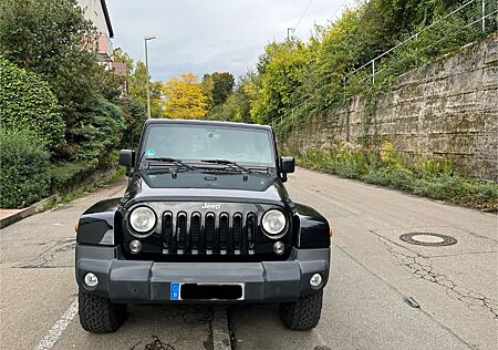 Jeep Wrangler Unlimited Sahara 3.6 V6 Automatik S...