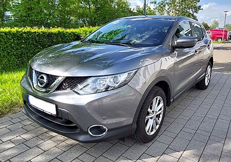 Nissan Qashqai 1.2 DIG-T Acenta Acenta