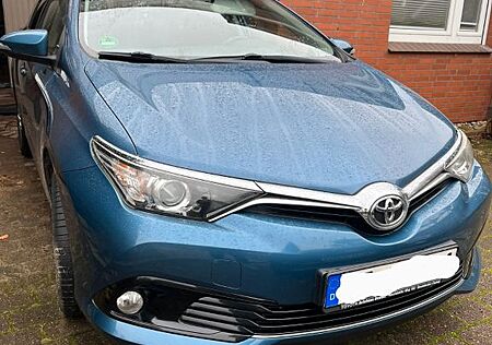 Toyota Auris Touring Sports Tüv Neu