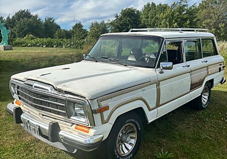 Jeep Wagoneer