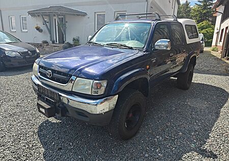 Toyota Hilux D-Cab Spezial 4x4