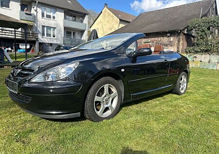 Peugeot 307 CC Leder,Klima,Navigation,Fahrbereit