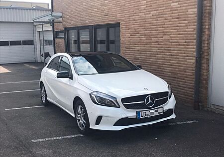 Mercedes-Benz A 200 Urban, Vollausstattung, wenig KM