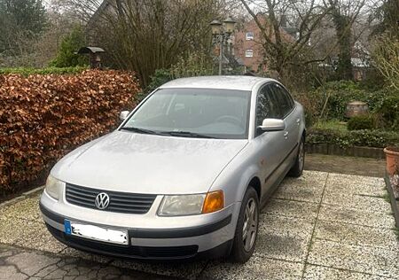 VW Passat Volkswagen 3B 1.6