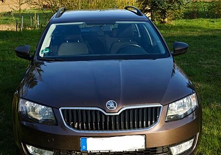 Skoda Octavia 1.4 TSI Active Combi Active