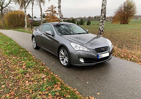 Hyundai Genesis 2.0T