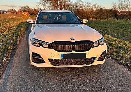 BMW 330e xDrive Touring M Sport A. Liebhaberfahrzeug