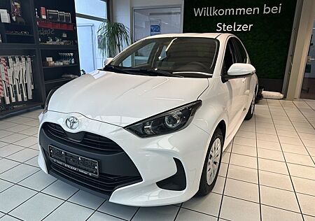 Toyota Yaris Hybrid 116 1.5 VVT-i Business Edition