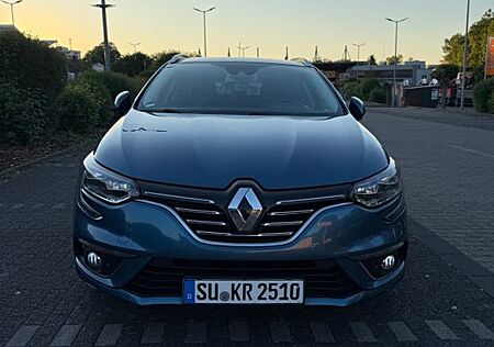 Renault Megane ENERGY TCe 130 EDC Bose Edition Bose ...