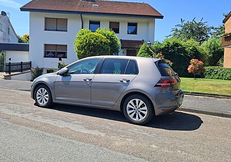 VW Golf Volkswagen 1.6 TDI 4MOTION BMT Trendline Trendline