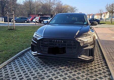 Audi Q8 50 TDI quattro tiptronic -
