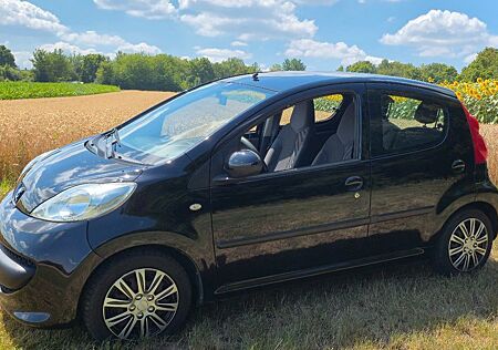 Peugeot 107 TÜV Neu, Kupplung Neu, Tank Voll, Klima