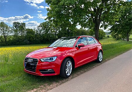 Audi A3 1.6 TDI Ambiente Sportback Ambiente
