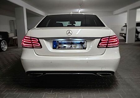 Mercedes-Benz E 200 BlueTEC AVANTGARDE AVANTGARDE