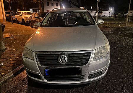 VW Passat Variant Volkswagen 2.0 TDI Comfortline Variant C...