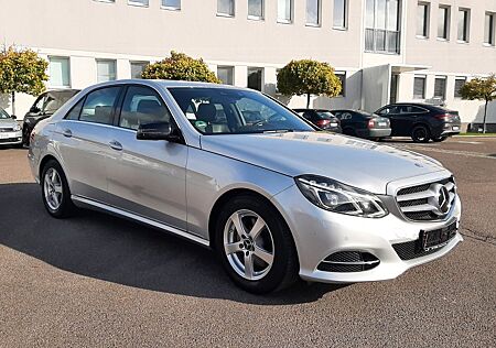 Mercedes-Benz E 250 CGI Avantgarde/ Distr/ TW-Assist/ Kamera