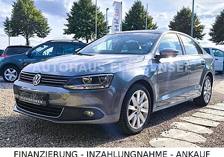 VW Jetta Volkswagen VI Highline *2.HD*90TKM*SHZG*TÜV NEU*PDC*