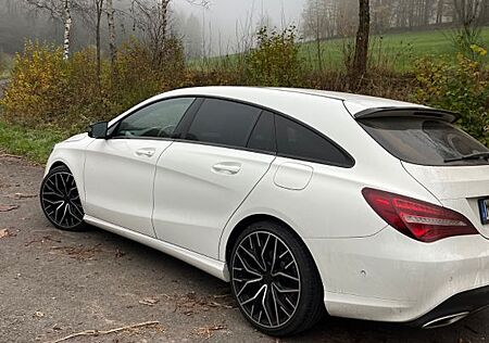 Mercedes-Benz CLA 180 Shooting Brake -