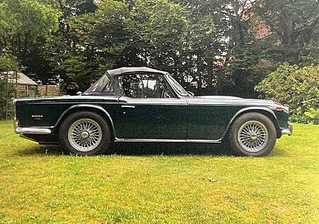 Triumph TR5